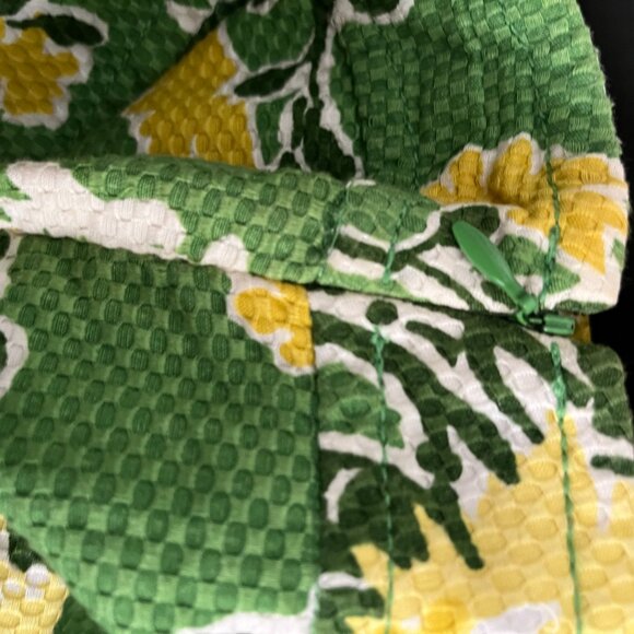 EUC Vintage Talbots white, grass green, and yellow floral print cotton (2P) - Picture 5 of 5